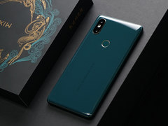 复现千年敦煌神韵 小米MIX 2S翡翠艺术版开箱