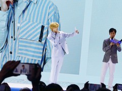 蔡徐坤代言！全新拍照手机vivo S5正式亮相，售价2698元起