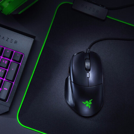 萌新首选razer雷蛇巴塞利斯蛇basilisk双侧键67鼠标仅售18900元